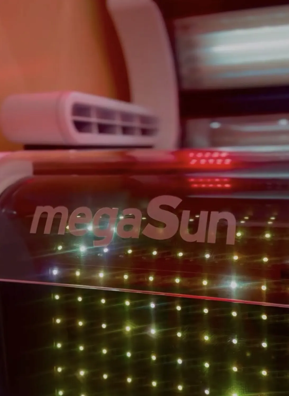 megaSun starlight detail at Glow Tanning & Beauty